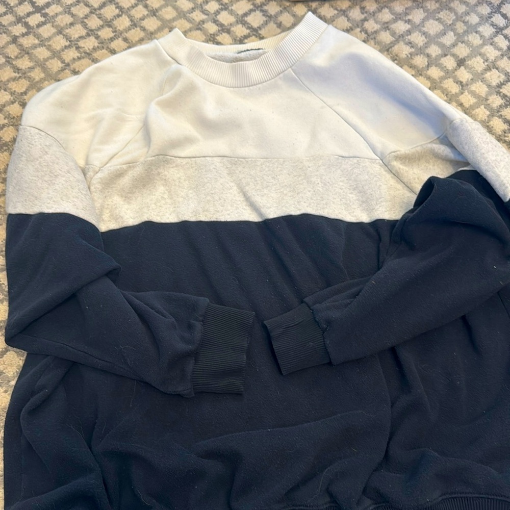 American eagle amazingly soft jegging shirt